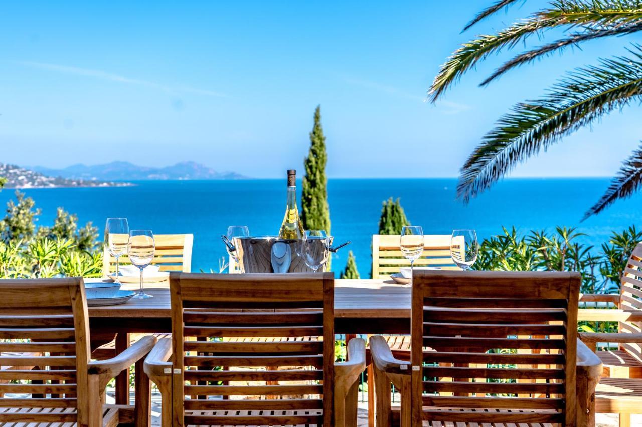Superbe Villa, Incroyable Vue Mer, Piscine Chauffee, Climatisee Sainte-Maxime Luaran gambar