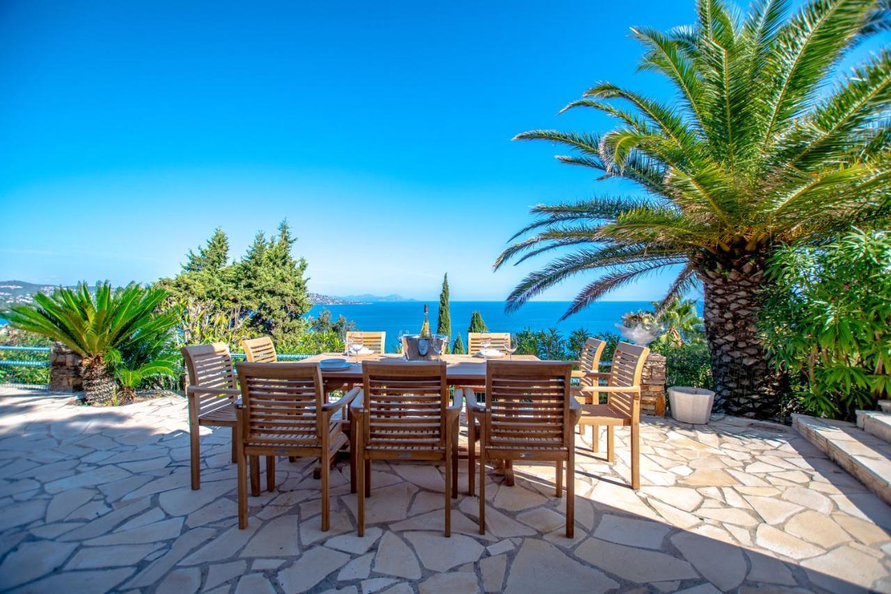Superbe Villa, Incroyable Vue Mer, Piscine Chauffee, Climatisee Sainte-Maxime Luaran gambar