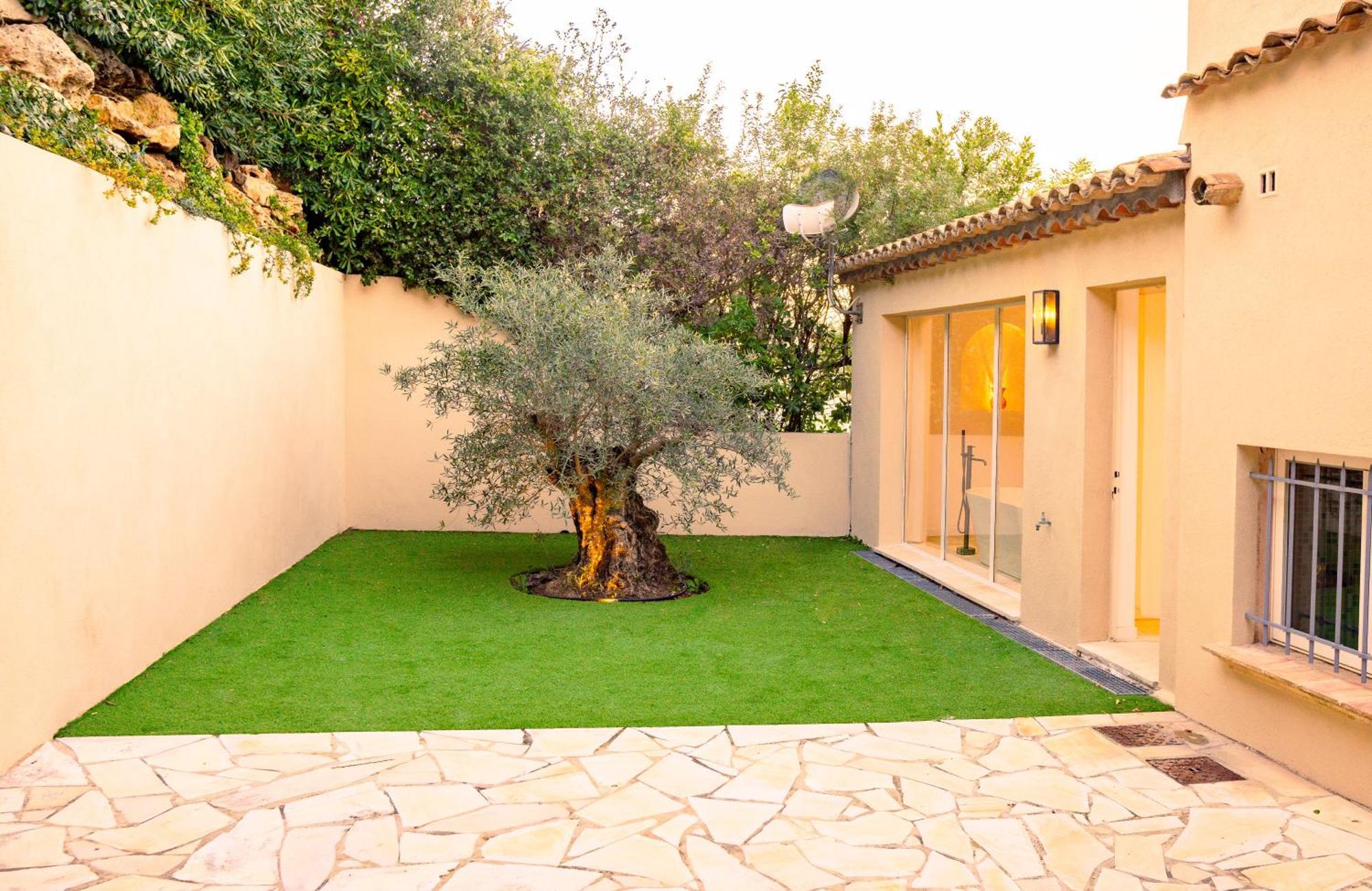 Superbe Villa, Incroyable Vue Mer, Piscine Chauffee, Climatisee Sainte-Maxime Luaran gambar