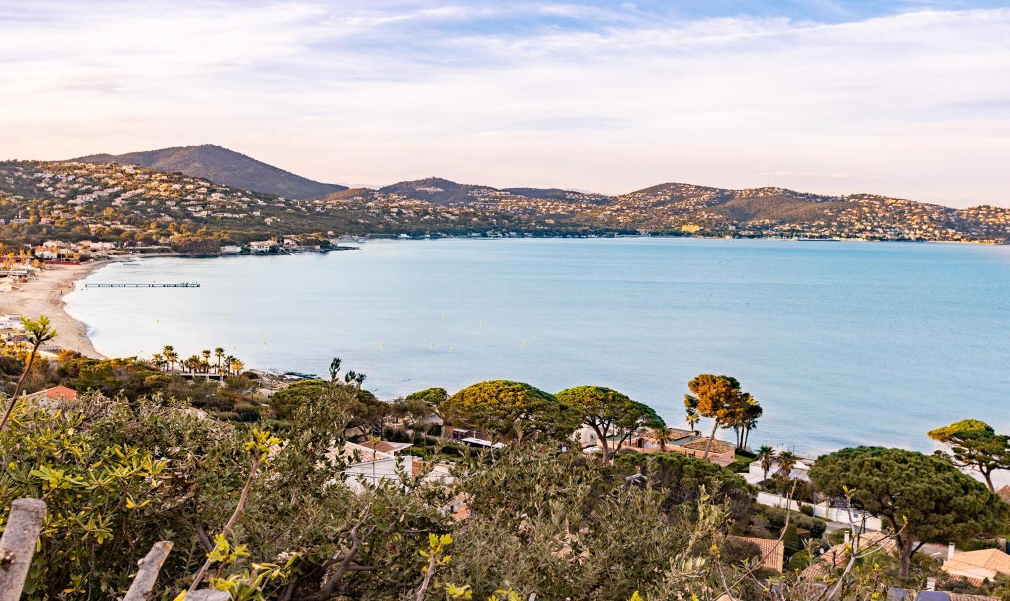 Superbe Villa, Incroyable Vue Mer, Piscine Chauffee, Climatisee Sainte-Maxime Luaran gambar