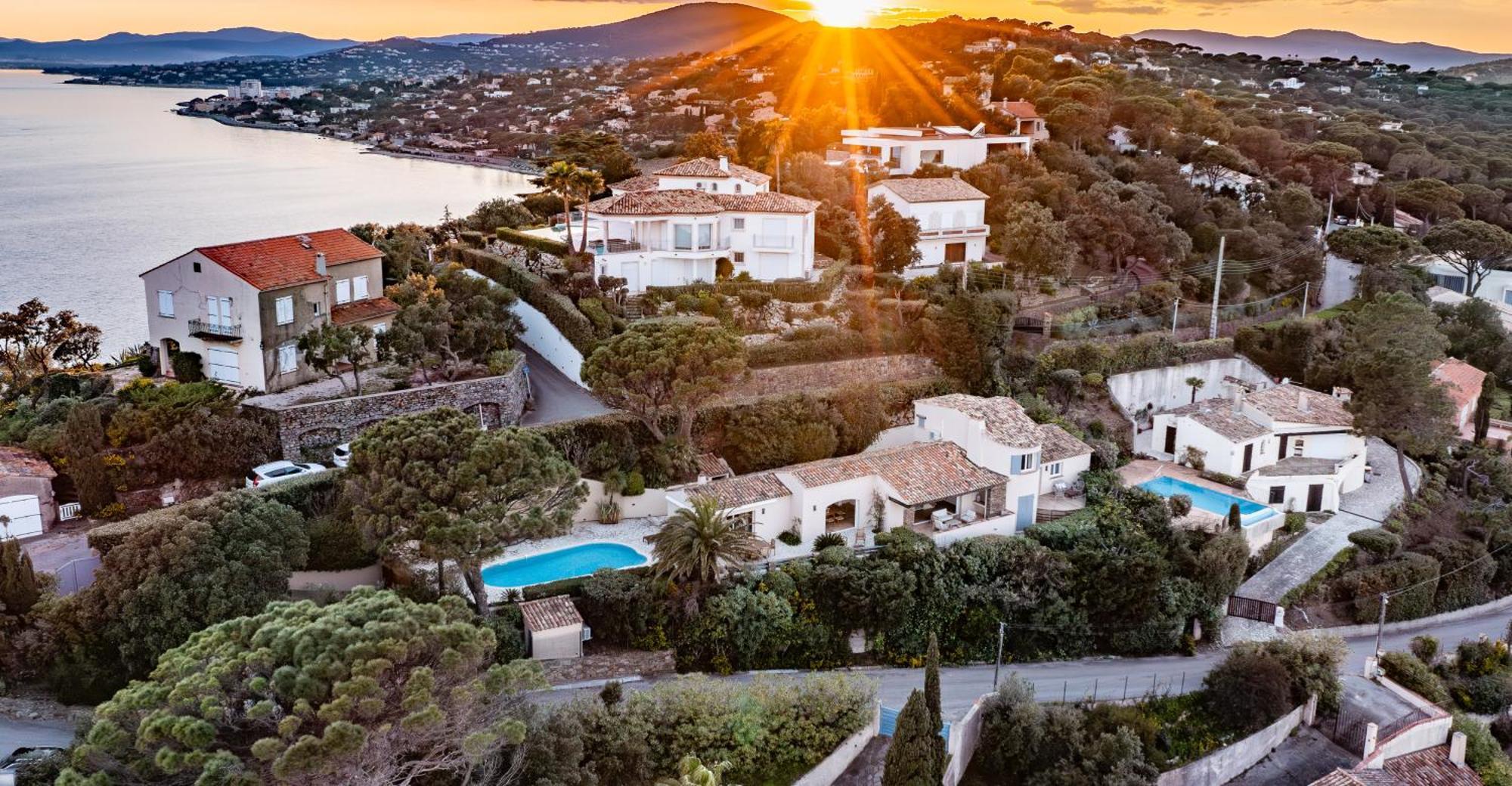 Superbe Villa, Incroyable Vue Mer, Piscine Chauffee, Climatisee Sainte-Maxime Luaran gambar