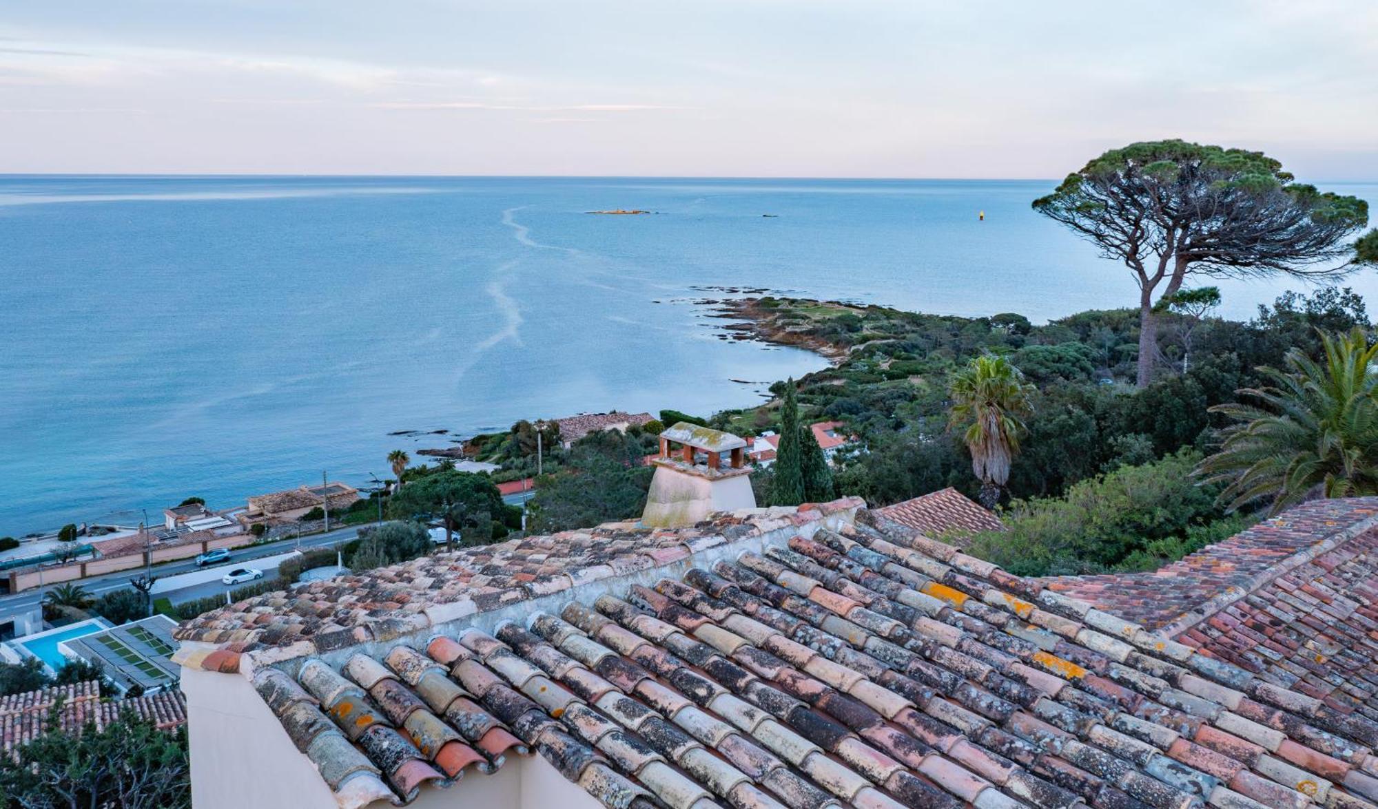 Superbe Villa, Incroyable Vue Mer, Piscine Chauffee, Climatisee Sainte-Maxime Luaran gambar