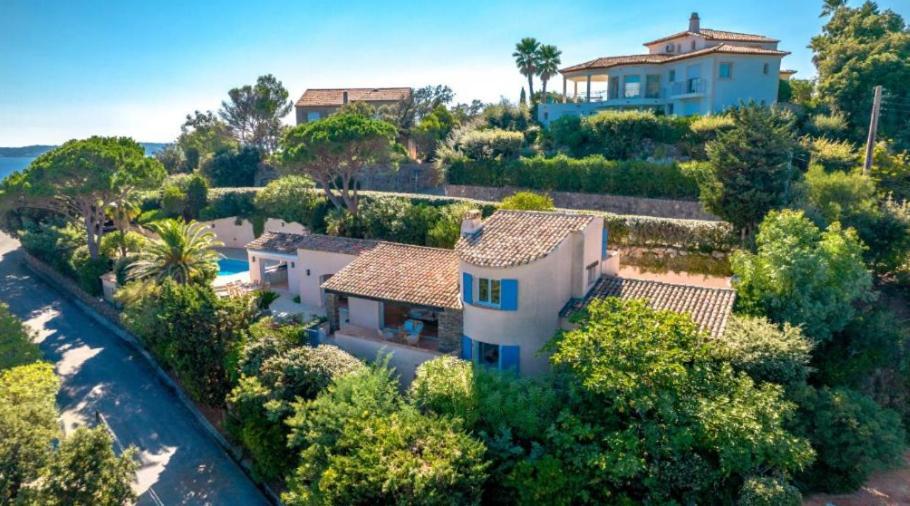 Superbe Villa, Incroyable Vue Mer, Piscine Chauffee, Climatisee Sainte-Maxime Luaran gambar